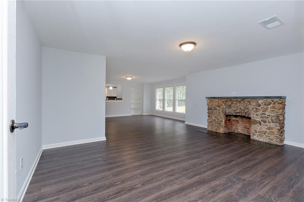 531 Chaney Road Asheboro, NC 27205 - Photo 3 of 30 Gallery Image 3
