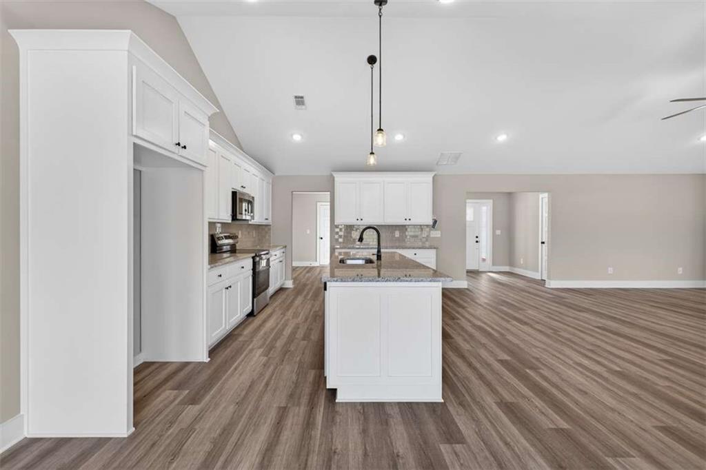 553 Rockwell Church Road Northwest Winder, GA 30680 - Photo 9 of 33