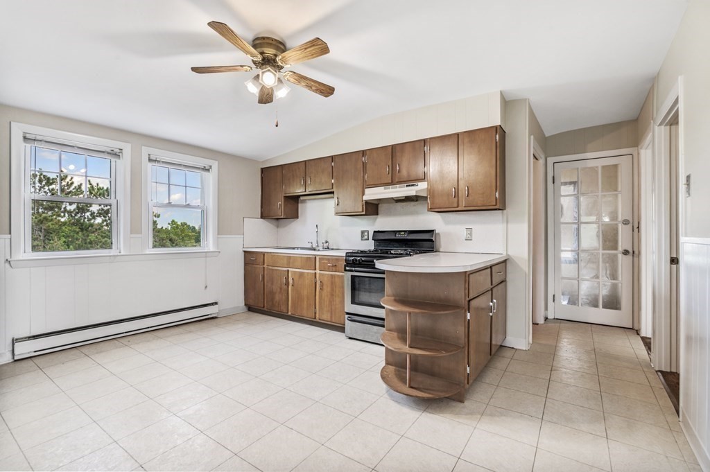 56 Ralph Street, Unit 56 Watertown, MA 02472 - Photo 3 of 20 Gallery Image 3