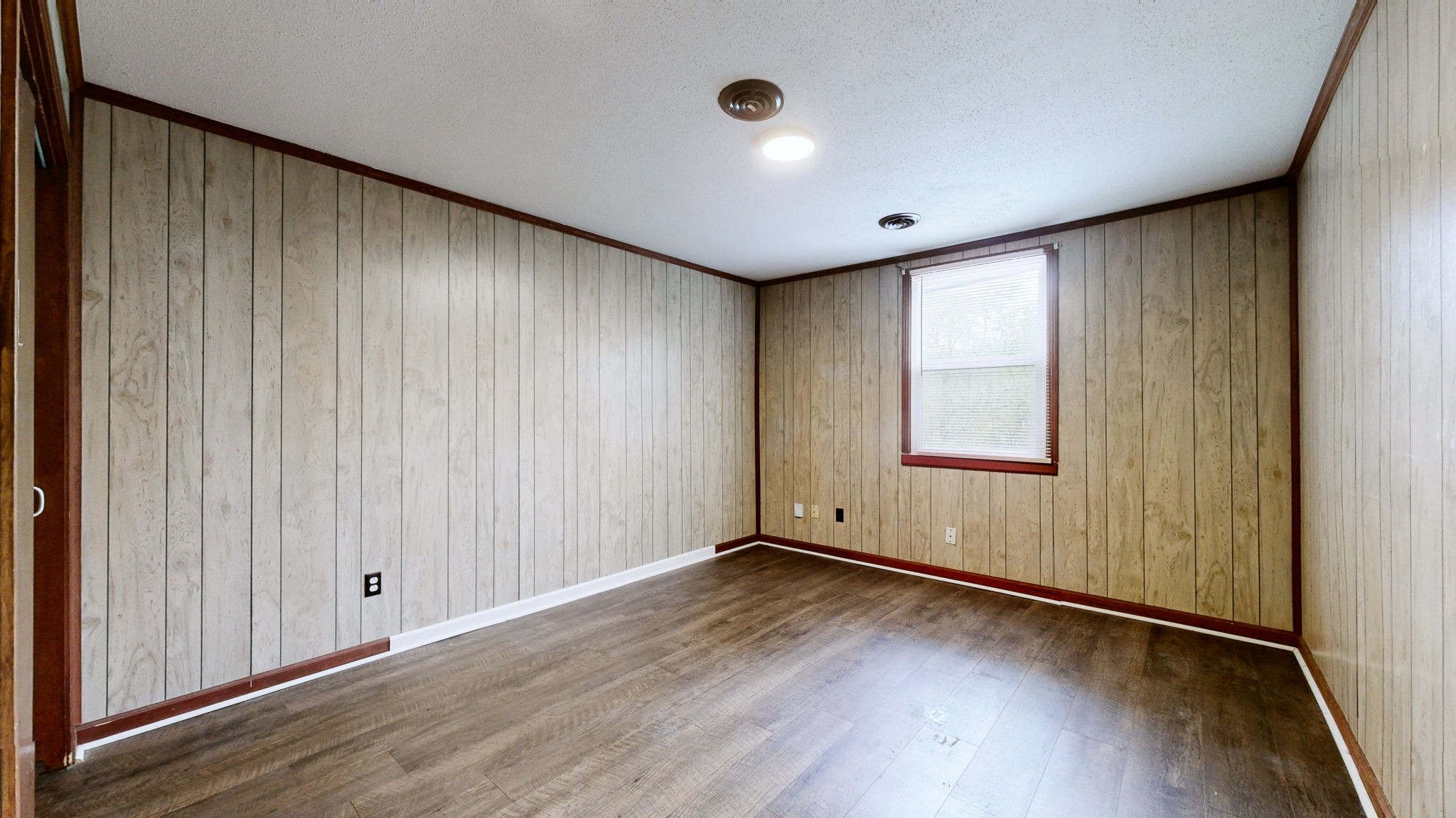 662 Briarwood Road Clarksville, TN 37040 - Photo 11 of 19