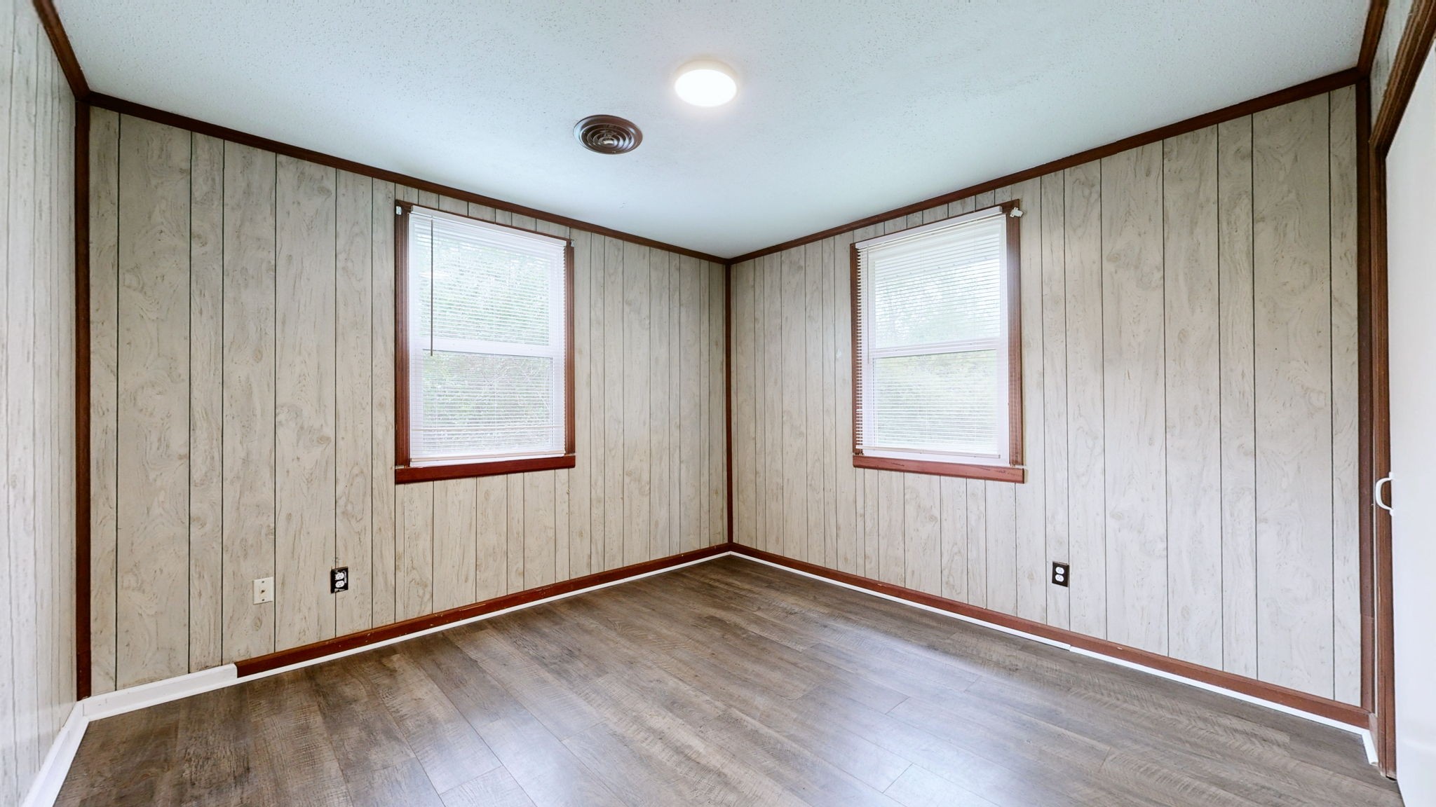 662 Briarwood Road Clarksville, TN 37040 - Photo 14 of 19