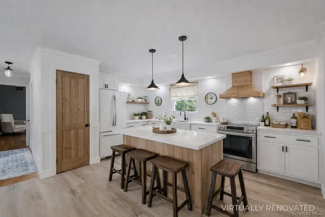 $1,399,000 | 48 Nidzyn Avenue, Remsenburg, NY 11960