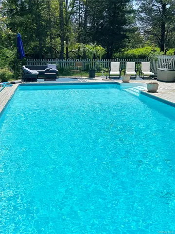 $1,399,000 | 48 Nidzyn Avenue, Remsenburg, NY 11960