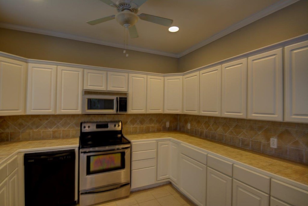 659 B Town Creek Road Kerrville, TX 78028 - Photo 17 of 26