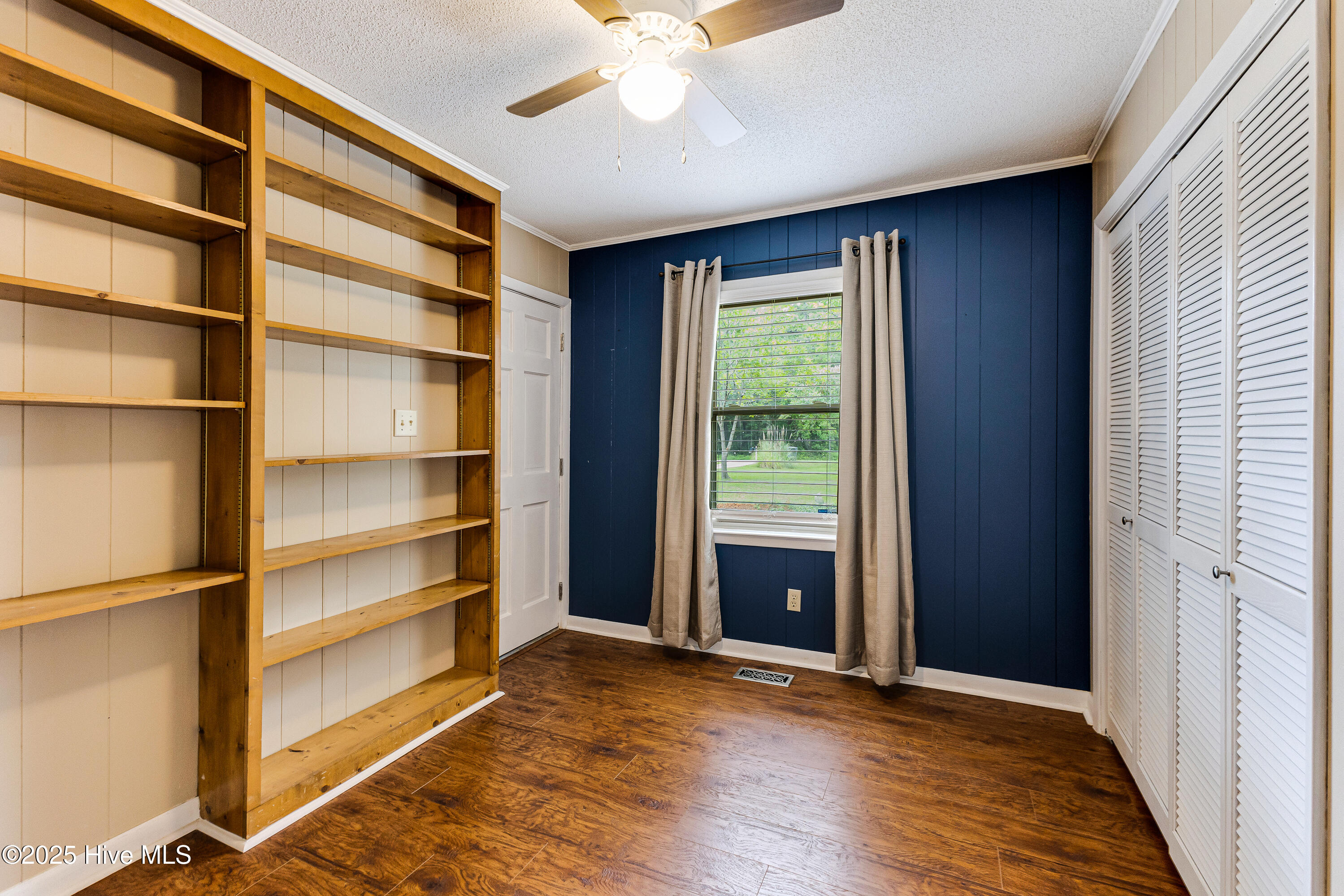 2163 Boones Neck Road Southwest Supply, NC 28462 - Photo 16 of 41 Study with private entrance