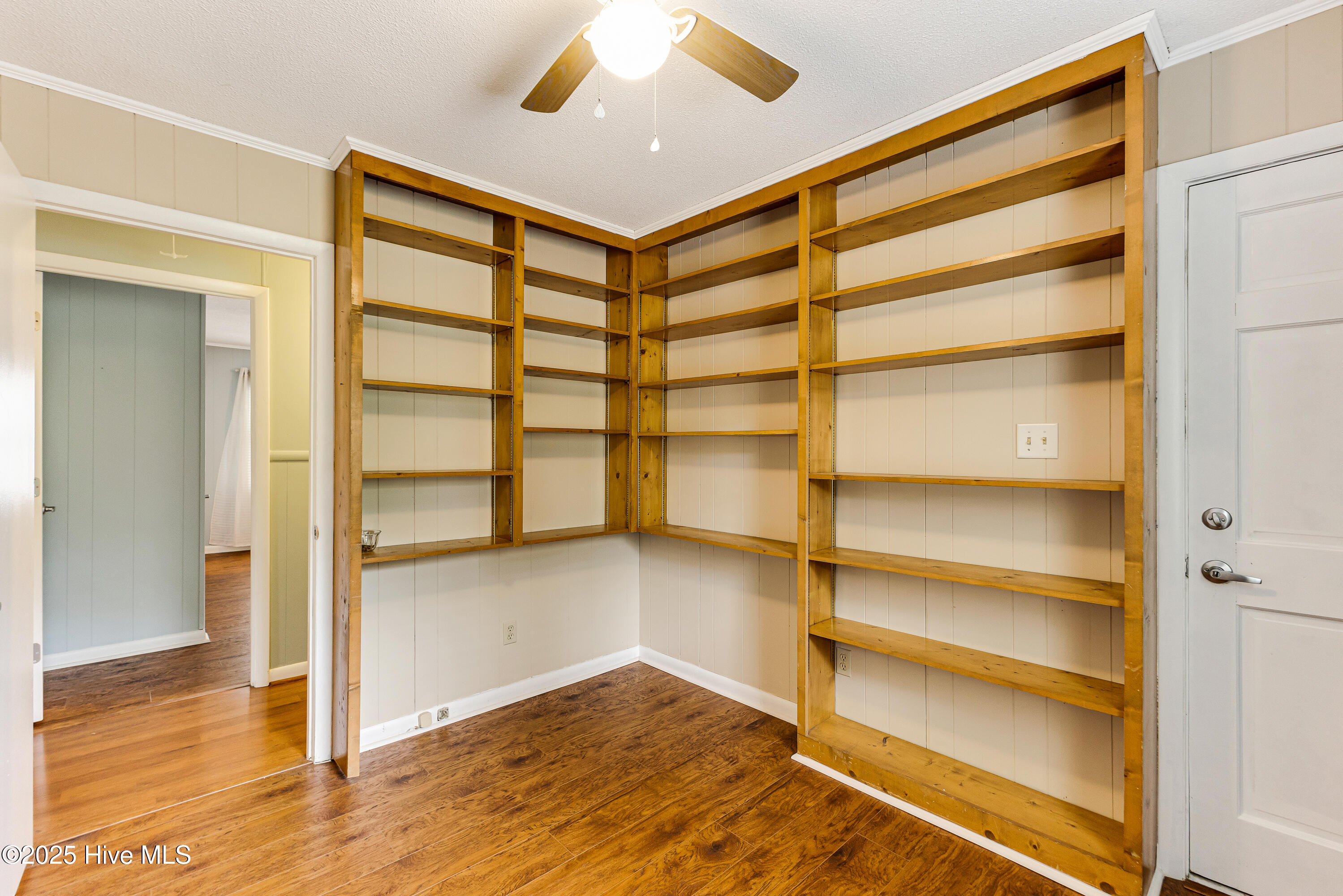 2163 Boones Neck Road Southwest Supply, NC 28462 - Photo 17 of 41 Study with private entrance