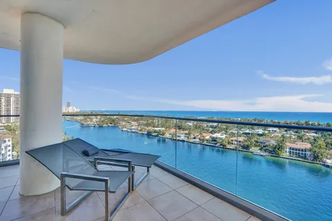 $1,395,000 | 19707 Turnberry Way, Unit 18J, Aventura, FL 33180