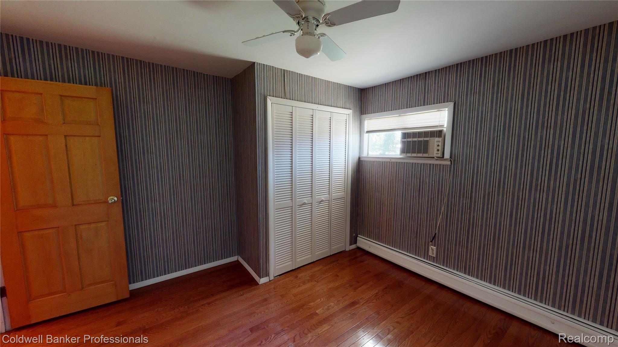 4094 West Willard Road Birch Run, MI 48415 - Photo 44 of 59 Bedroom 2 3.jpg