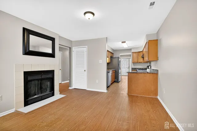 $3,300 | 70 Hampshire Drive, Plainsboro, NJ 08536