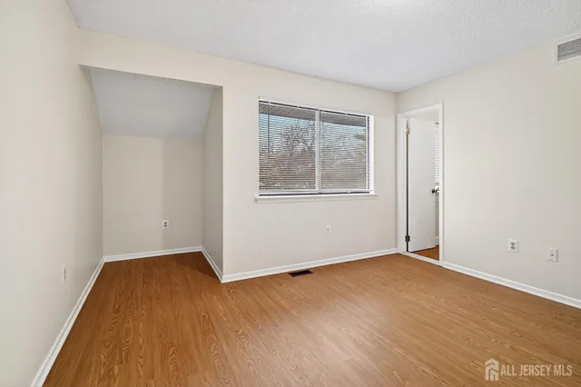 $3,300 | 70 Hampshire Drive, Plainsboro, NJ 08536