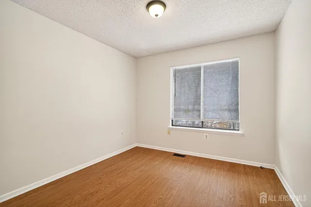 $3,300 | 70 Hampshire Drive, Plainsboro, NJ 08536