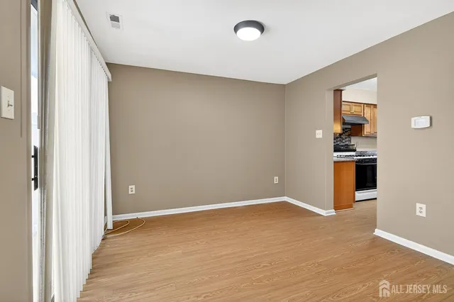 $3,300 | 70 Hampshire Drive, Plainsboro, NJ 08536