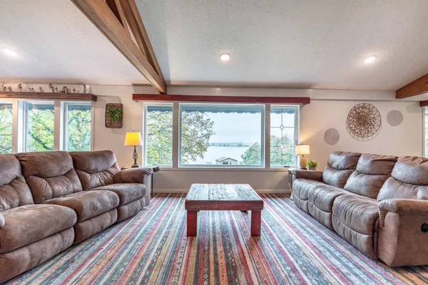 $539,900 | 27322 Oak Point Road, Elbow Lake, MN 56531