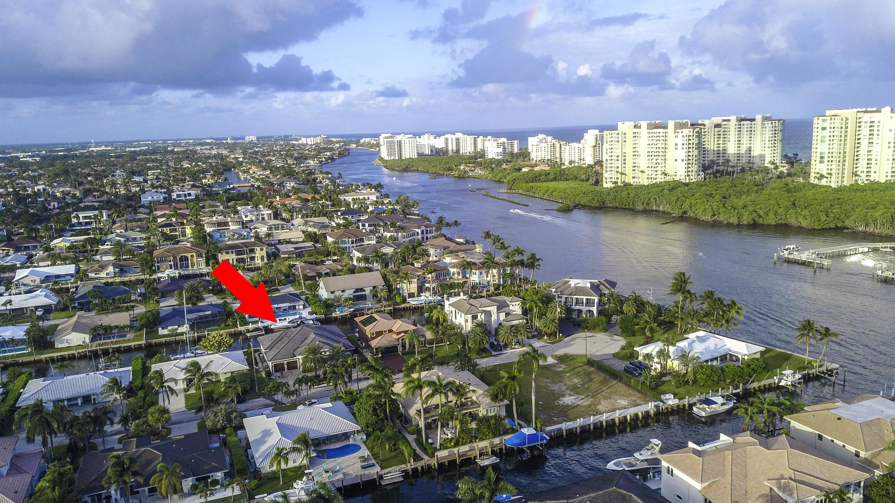 847 Forsyth Street Boca Raton, FL 33487 - Photo 36 of 40 an aerial view of residential houses with outdoor space and lake view