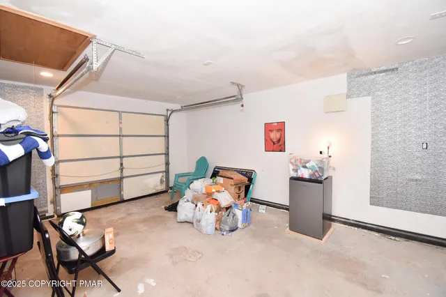 $2,500 | 7139 Robinwood Drive, Tobyhanna, PA 18466