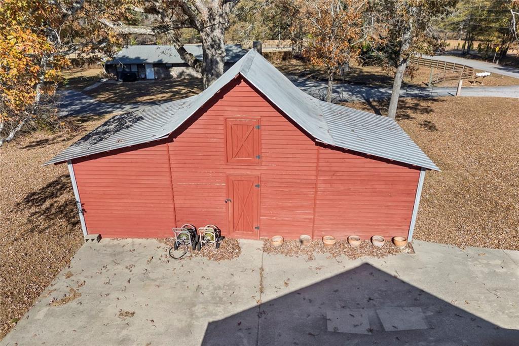 102 Mt Moriah Road Auburn, GA 30011 - Photo 35 of 44 a view of a backyard