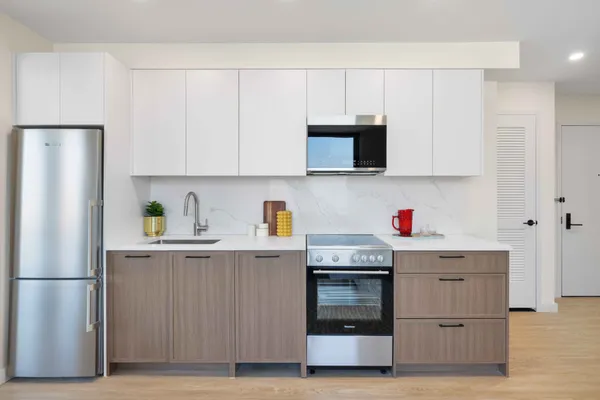 $3,820 | 159 Boerum Street, Unit 10H | Williamsburg