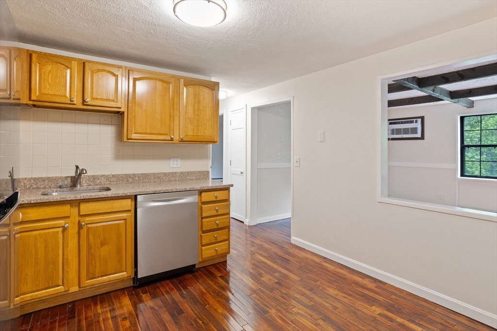 50 Spencer Road, Unit 24 Boxborough, MA 01719 - Photo 8 of 28