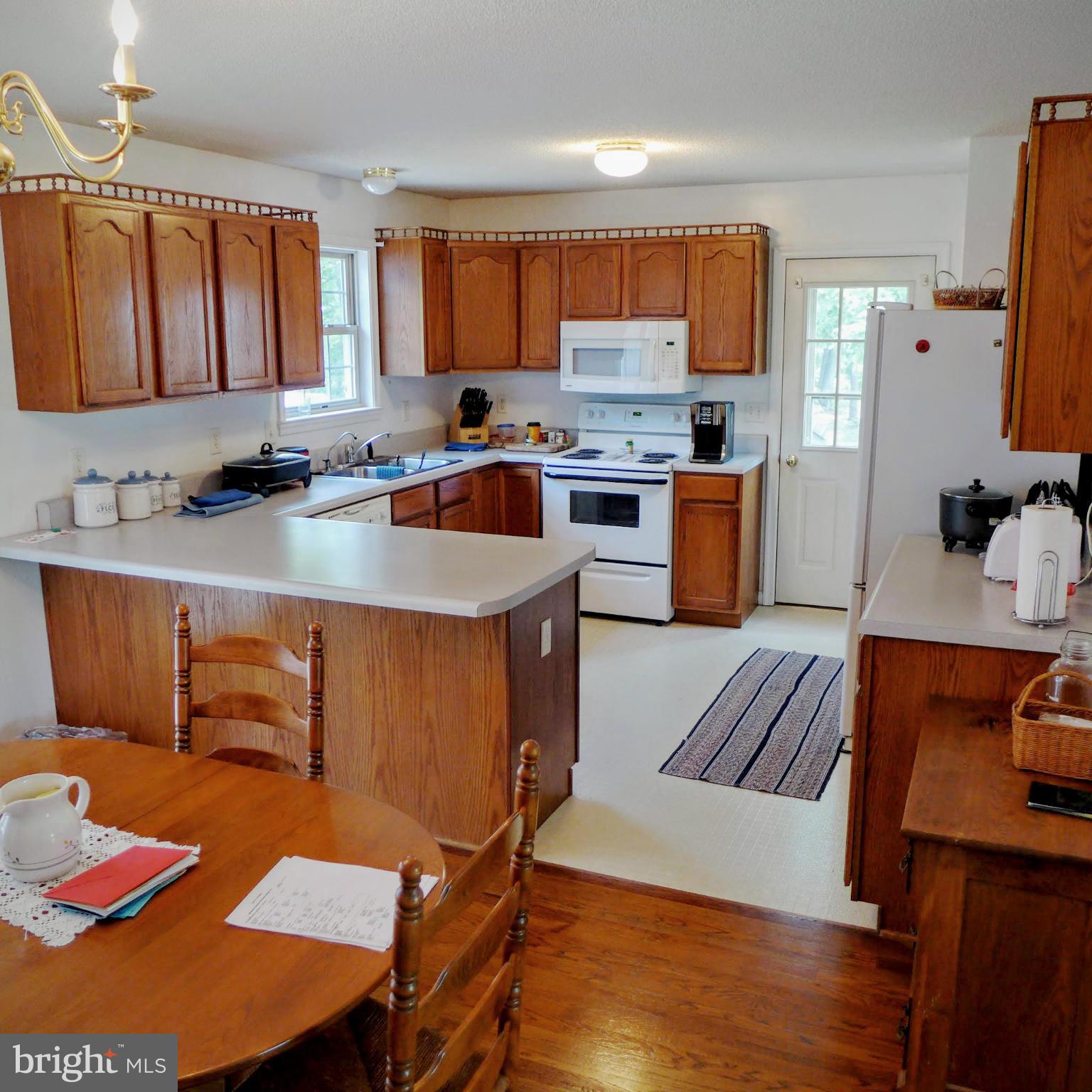 232 Whissens Ridge Road Winchester, VA 22602 - Photo 8 of 29 Kitchen