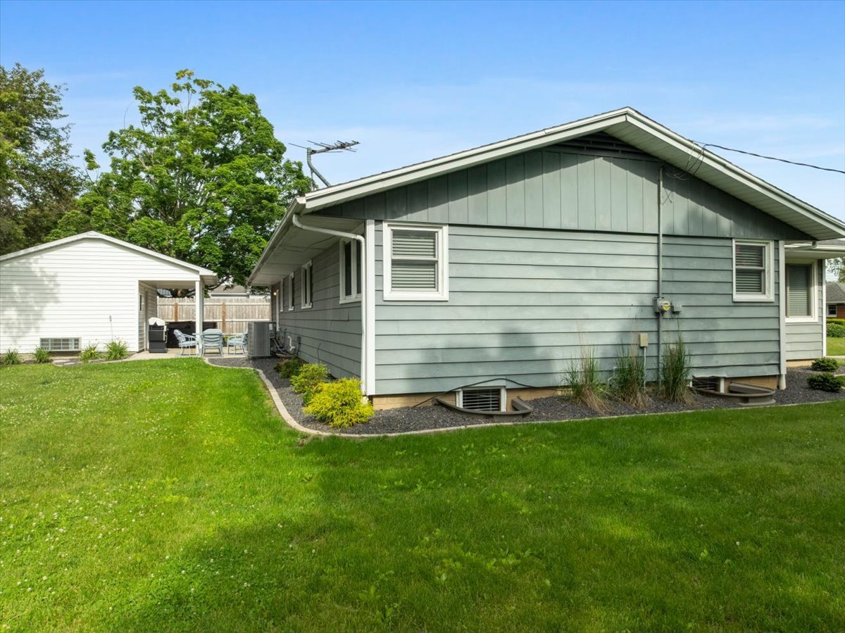 203 Highview Drive Eureka, IL 61530 - Photo 48 of 49 a view of a house with a yard
