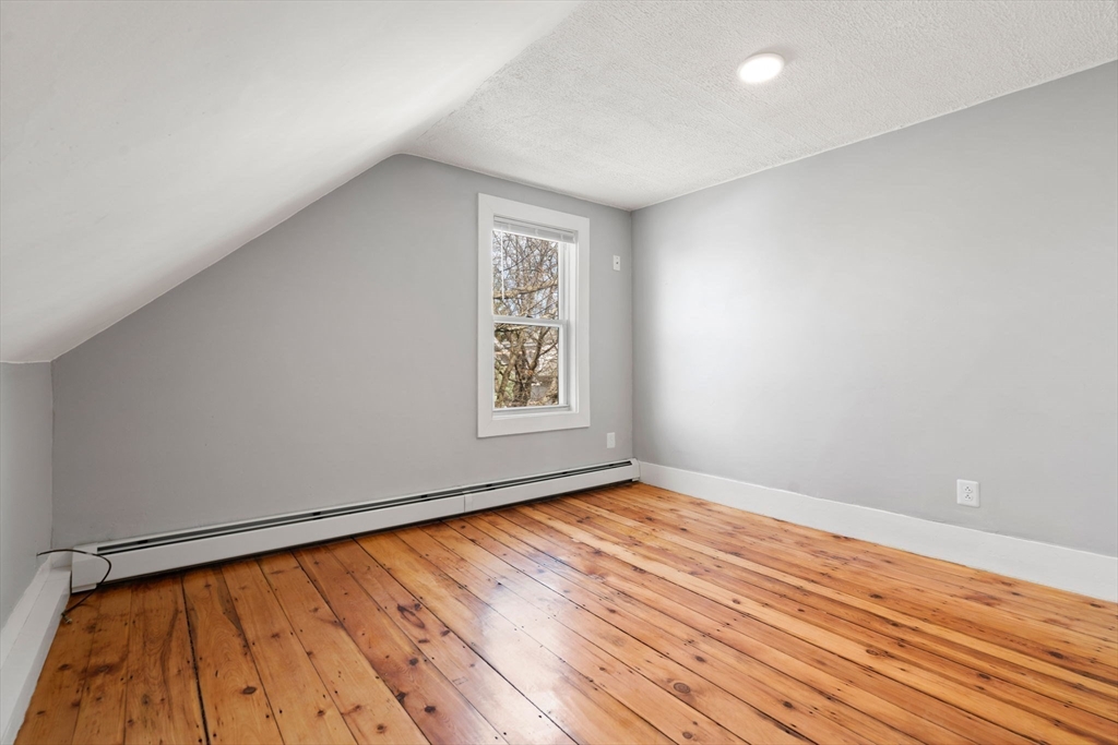 122 Jefferson Street Lynn, MA 01902 - Photo 11 of 41