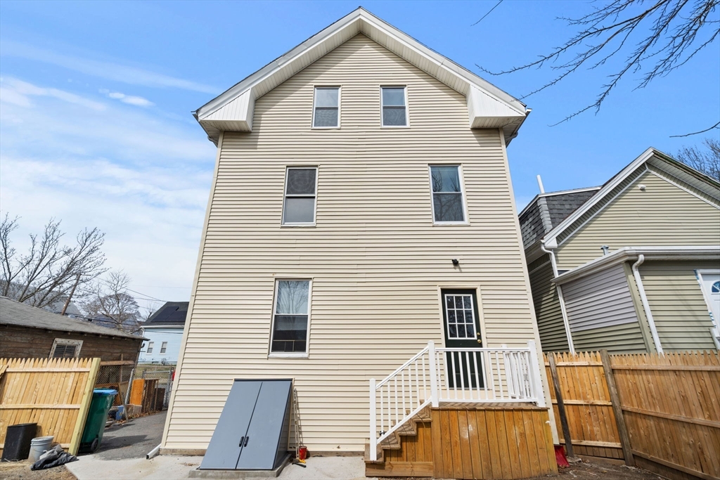 122 Jefferson Street Lynn, MA 01902 - Photo 37 of 41