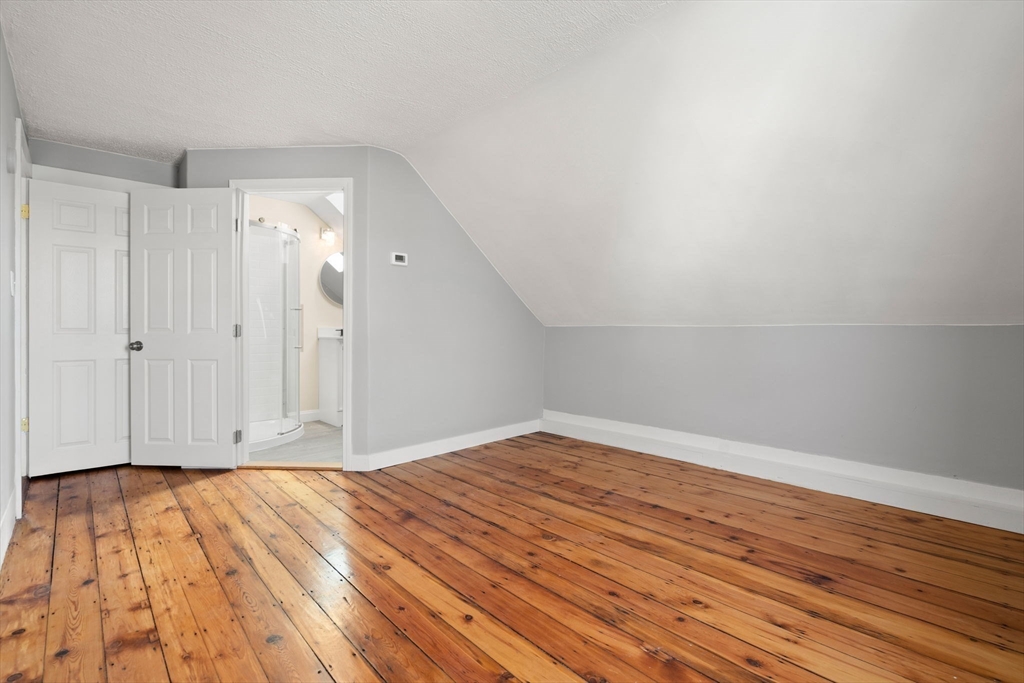 122 Jefferson Street Lynn, MA 01902 - Photo 9 of 41