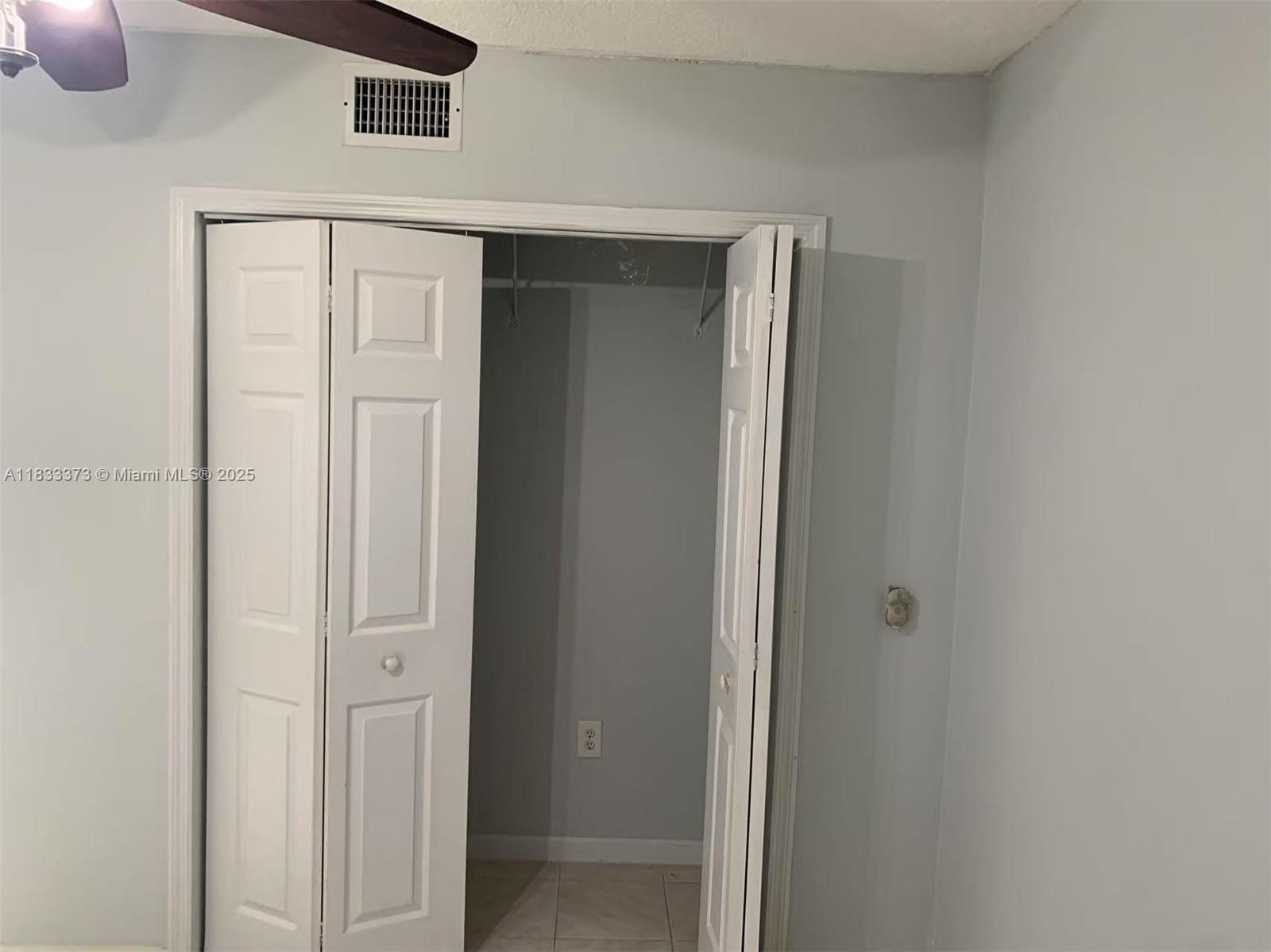 1062 West 42nd Place, Unit STUDIO Hialeah, FL 33012 - Photo 2 of 8