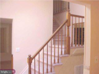 74 Mariners Cove Freehold, NJ 07728 - Photo 2 of 4