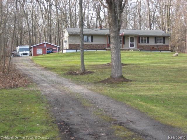 5080 Bradley Road Gregory, MI 48137 - Photo 7 of 38 IMG_3530.JPG