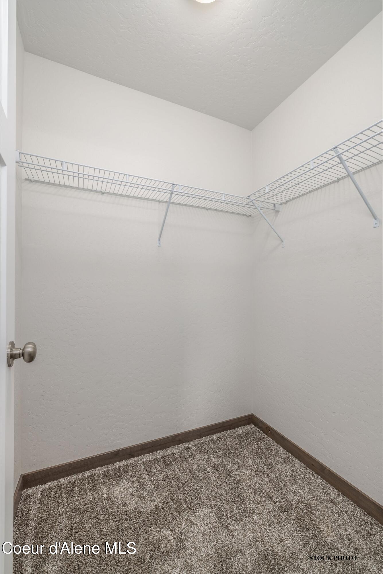 11989 North Lennon Lane Rathdrum, ID 83858 - Photo 14 of 21 15 Walk in closet