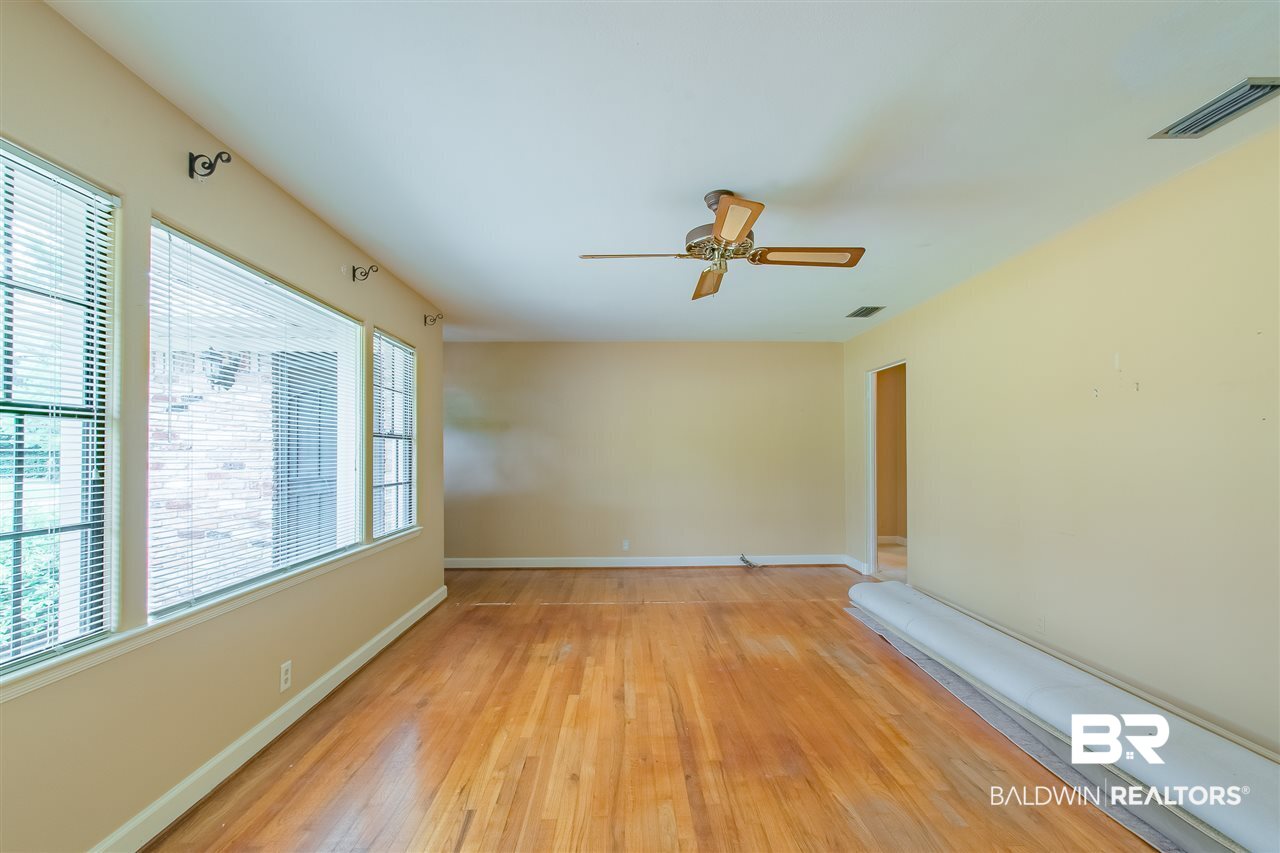 279 Jackson Boulevard Mobile, AL 36609 - Photo 8 of 38