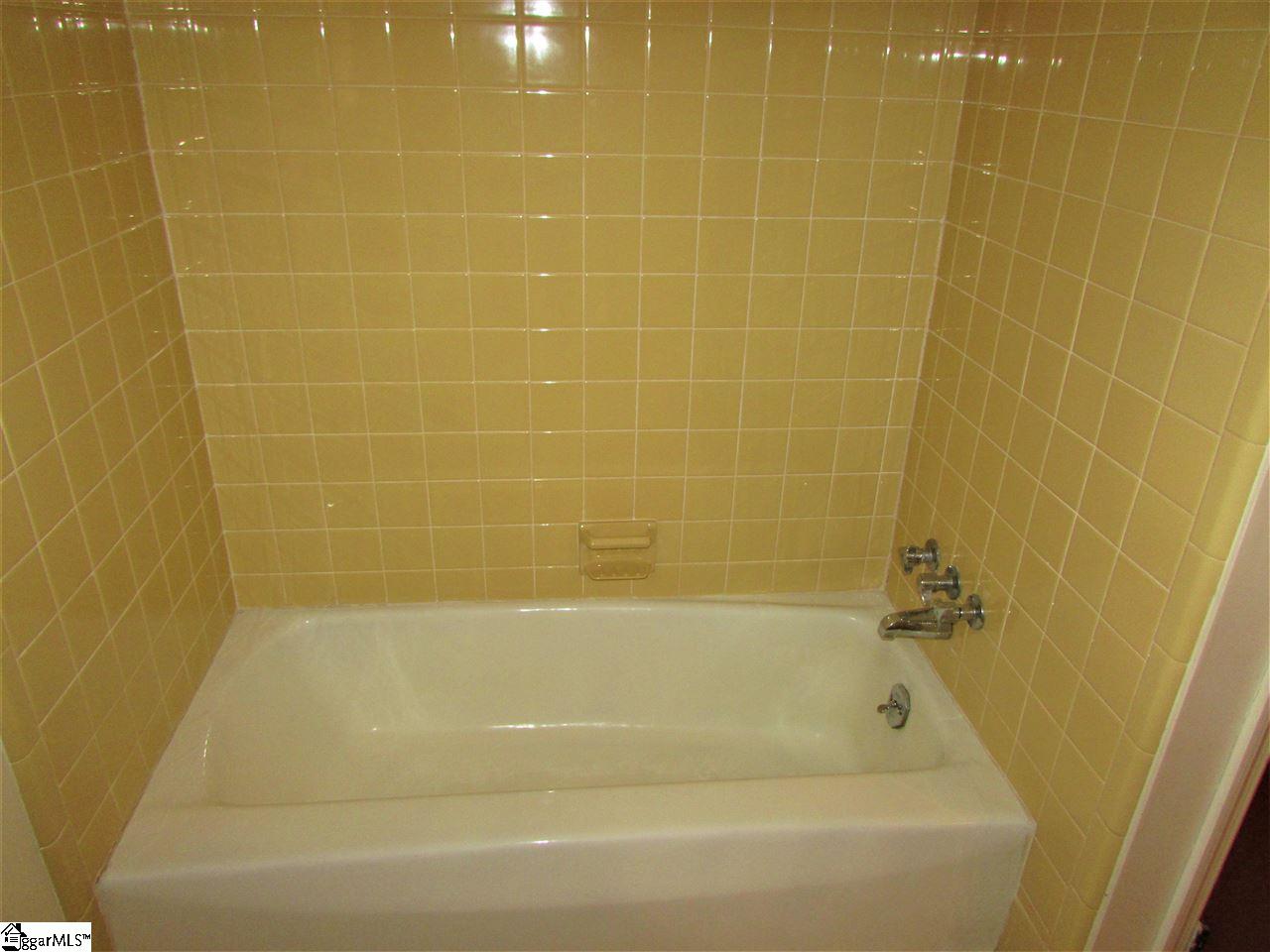303 Riverside Drive Piedmont, SC 29673 - Photo 25 of 36 Gallery Image 25