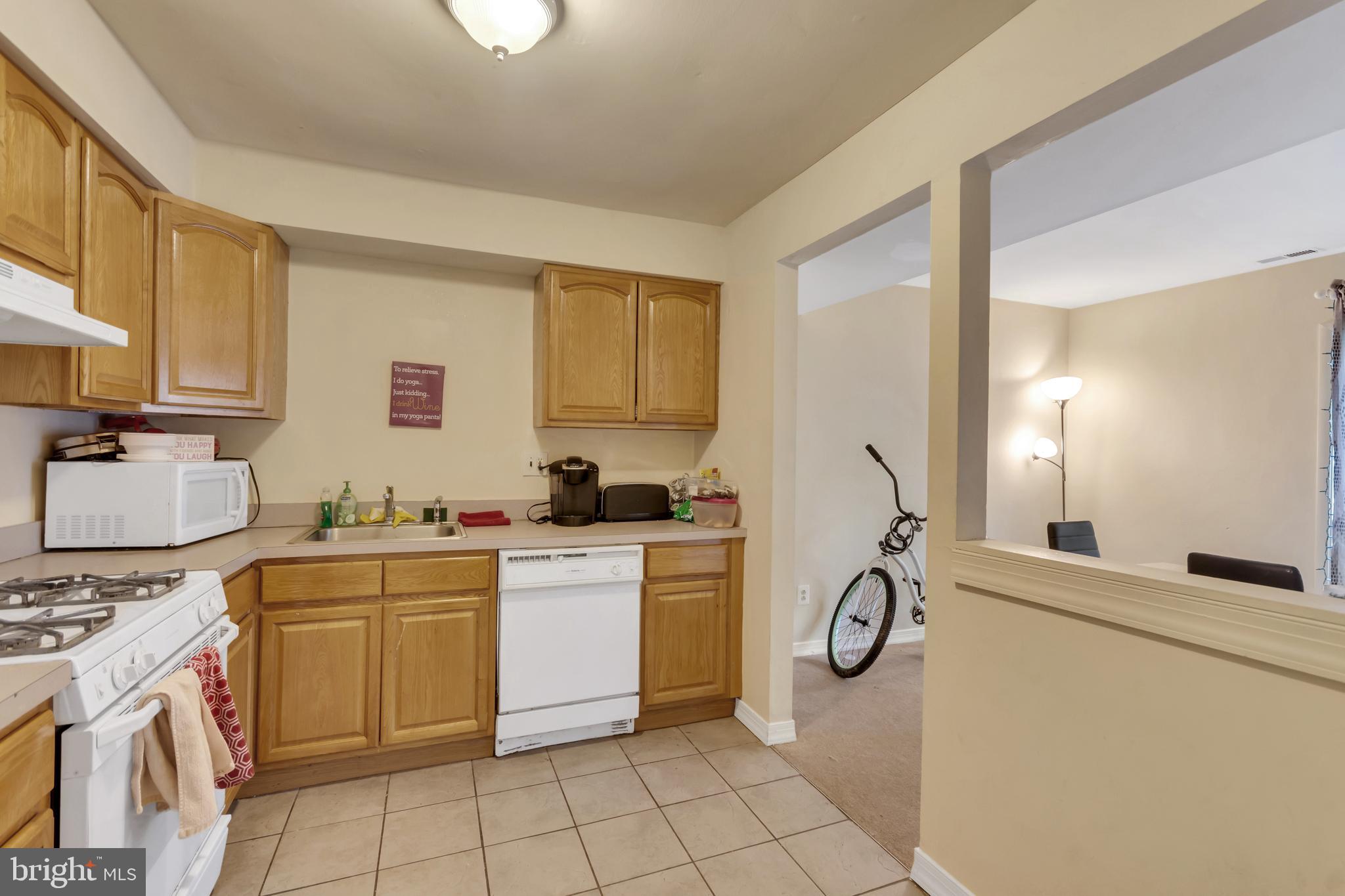 17 Beau Rivage Drive Glassboro, NJ 08028 - Photo 6 of 16