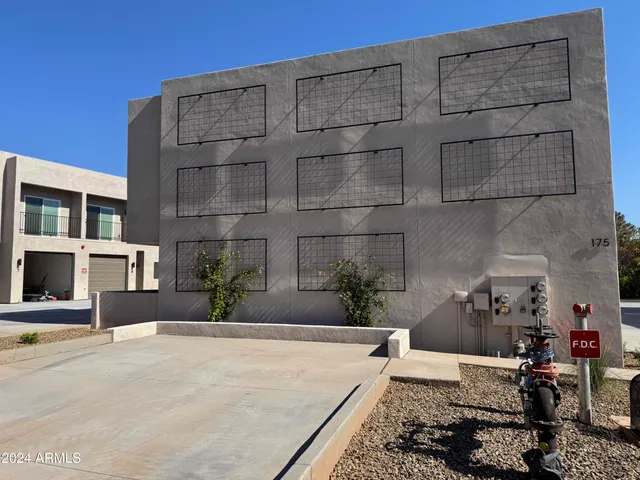 $2,695 | 165 Sugarloaf Street, Unit 8, Sedona, AZ 86351