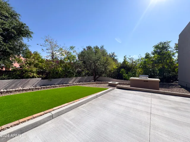 $2,695 | 165 Sugarloaf Street, Unit 8, Sedona, AZ 86351