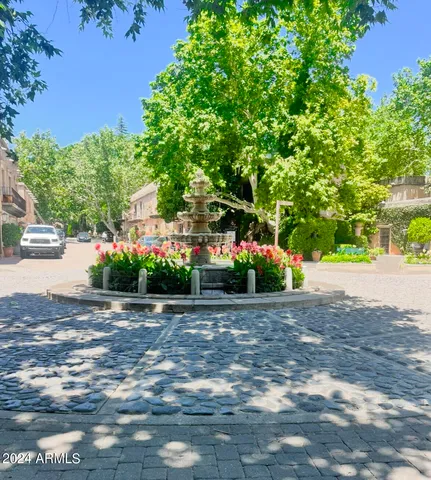 $2,695 | 165 Sugarloaf Street, Unit 8, Sedona, AZ 86351