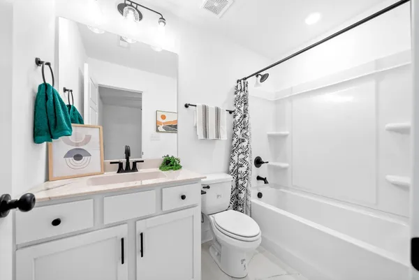 $1,300 | 914 Power Street, Unit 3, Clarksville, TN 37042