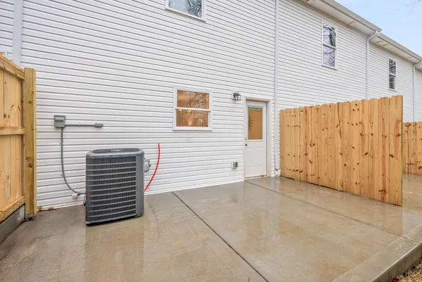 $1,300 | 914 Power Street, Unit 3, Clarksville, TN 37042