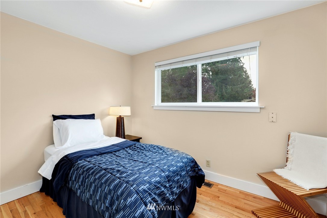 7900 187th Place Southwest Edmonds, WA 98026 - Photo 11 of 24 Gallery Image 11