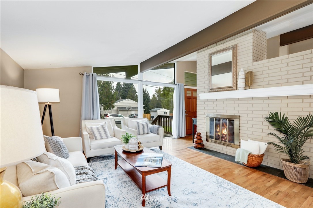 7900 187th Place Southwest Edmonds, WA 98026 - Photo 5 of 24 Gallery Image 5