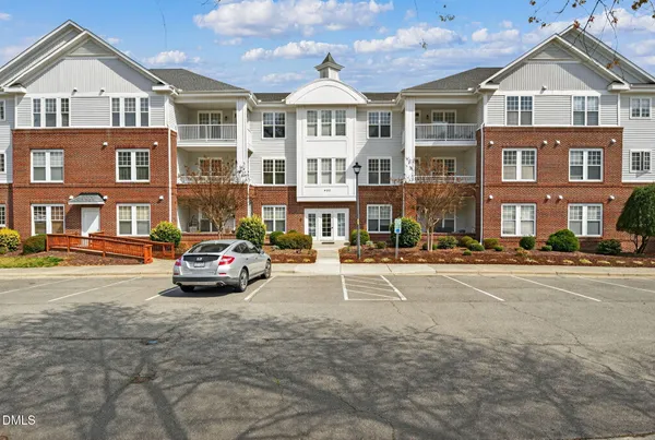 $275,000 | 437 Eyam Hall Lane, Apex, NC 27502