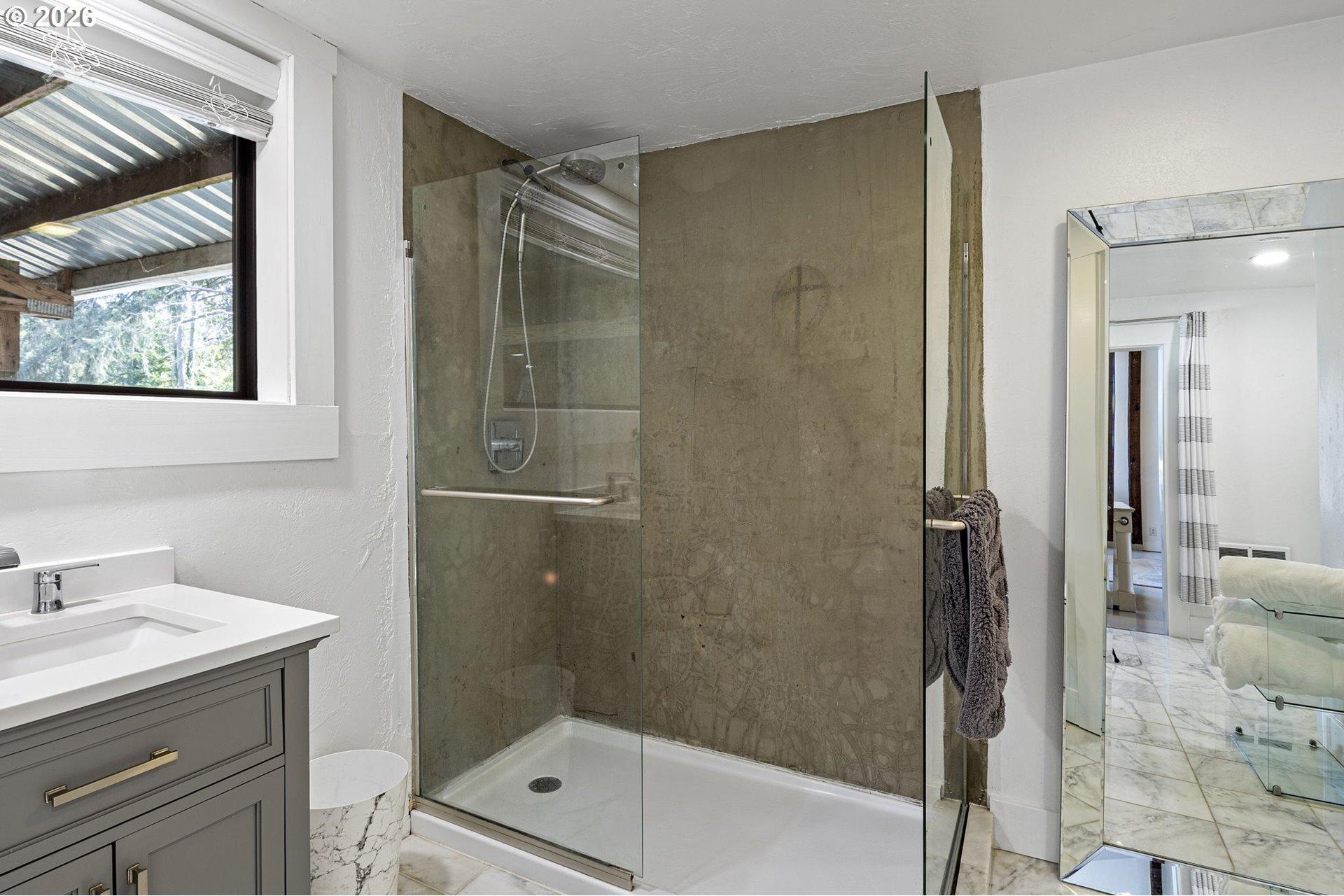 34844 Mathews Road Eugene, OR 97405 - Photo 16 of 23 Gallery Image 16