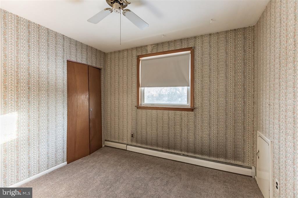 662 Parmentier Road Warminster, PA 18974 - Photo 14 of 25 Gallery Image 14