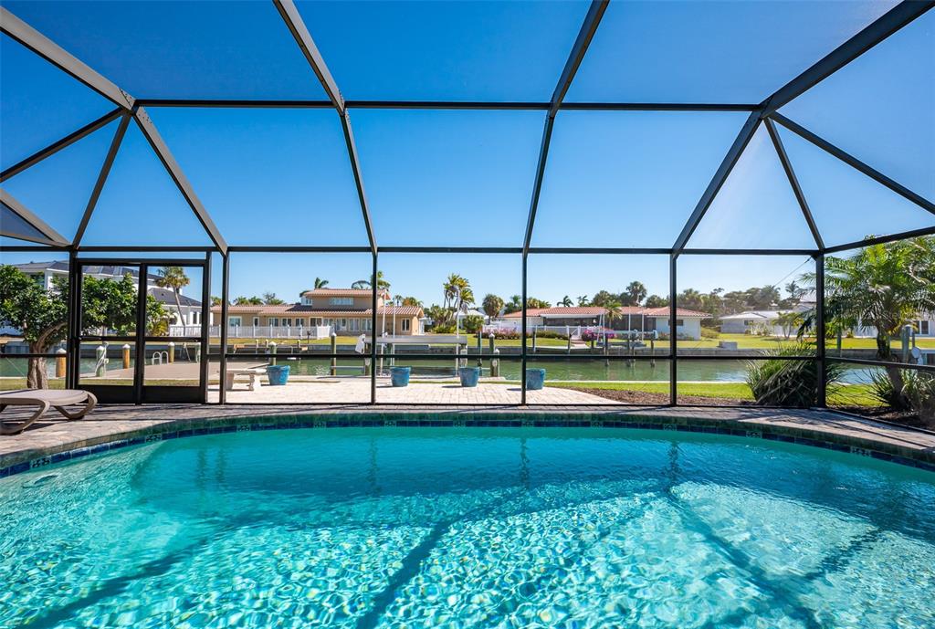 548 Gunwale Lane Longboat Key, FL 34228 - Photo 35 of 57