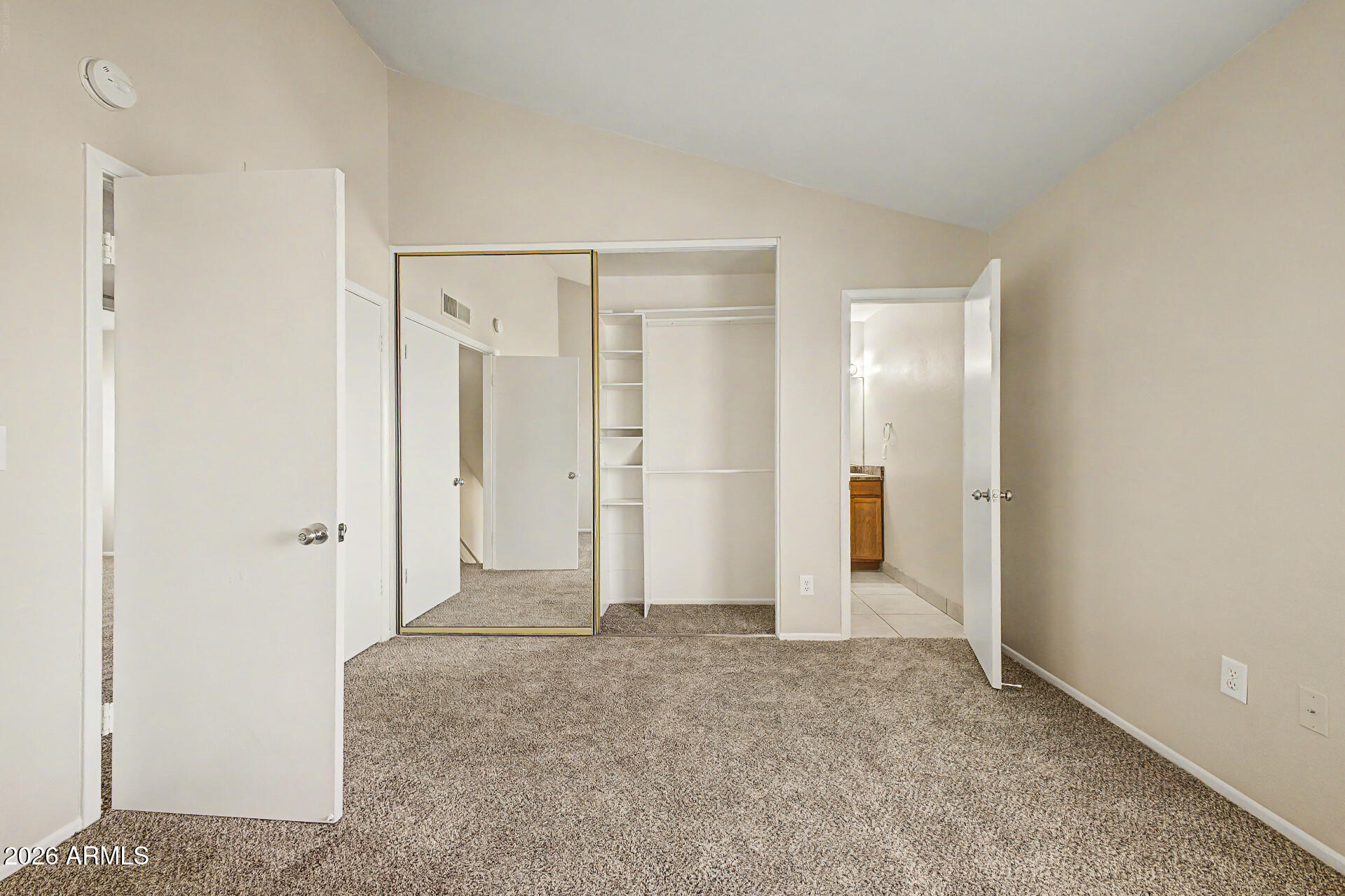 2415 West Greenway Road, Unit 3 Phoenix, AZ 85023 - Photo 15 of 40 16-Greenway