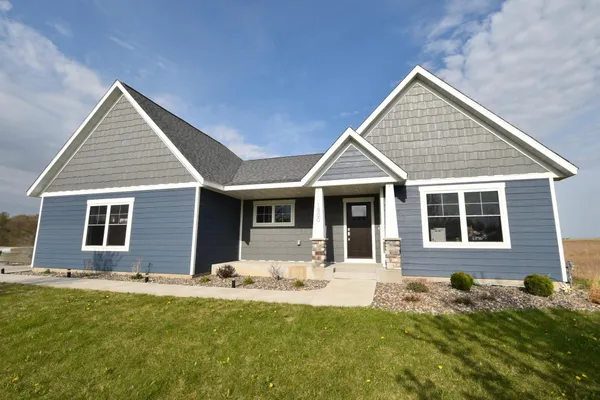 $764,900 | 1800 20th Avenue Circle Northeast, Kasson, MN 55944