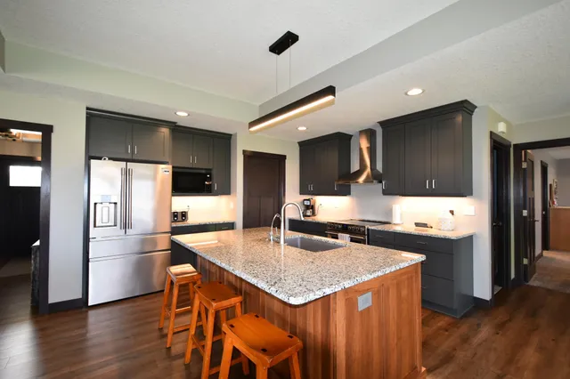 $764,900 | 1800 20th Avenue Circle Northeast, Kasson, MN 55944