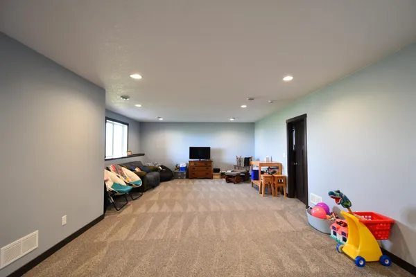 $764,900 | 1800 20th Avenue Circle Northeast, Kasson, MN 55944