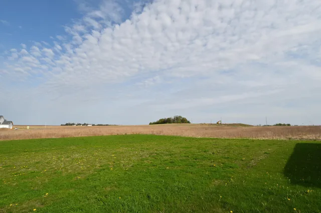 $764,900 | 1800 20th Avenue Circle Northeast, Kasson, MN 55944